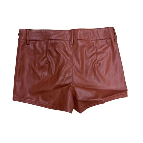 NWT Wild Fable Women's High-Rise Faux Leather Shorts Brown Size 10 - Picture 2 of 3